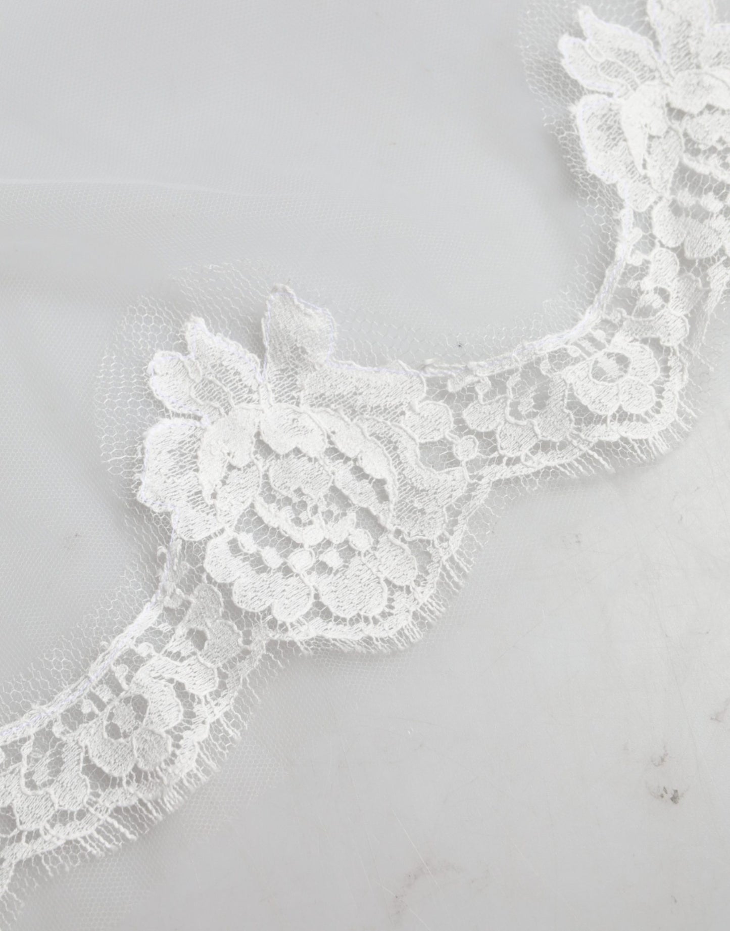 Dolce & Gabbana White Floral LaceNylon Floor Length 3M Long Veil