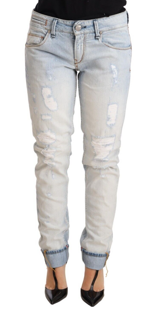 Acht – Hellblaue Jeanshose aus Baumwolle mit umgeschlagenem Saum im Used-Look