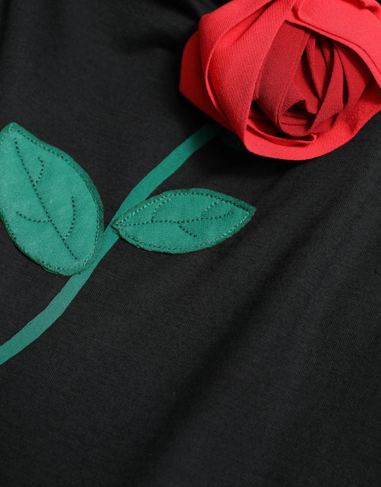 Dolce & Gabbana – Ärmelloses Kleid aus schwarzer Wolle mit Rosenapplikation