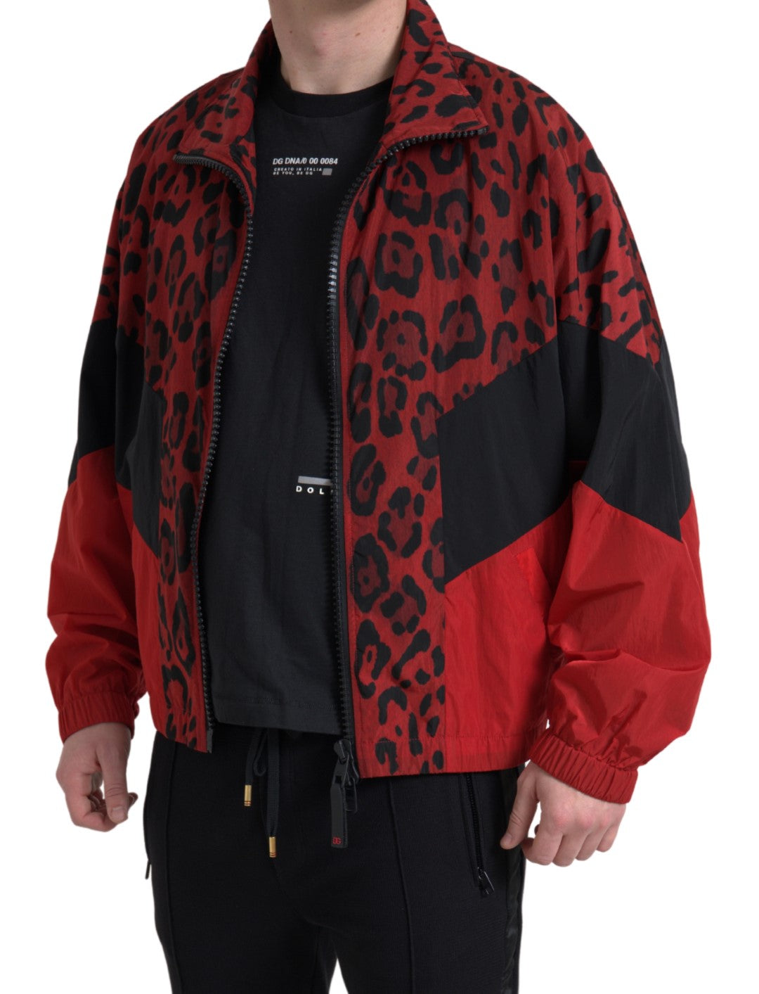 Dolce &amp; Gabbana Roter Nylonpullover mit durchgehendem Reißverschluss und Leopardenmuster