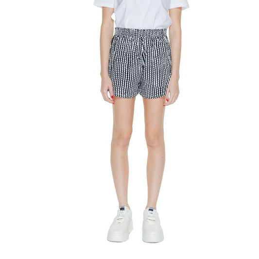 Only – Schwarze Viskose-Shorts