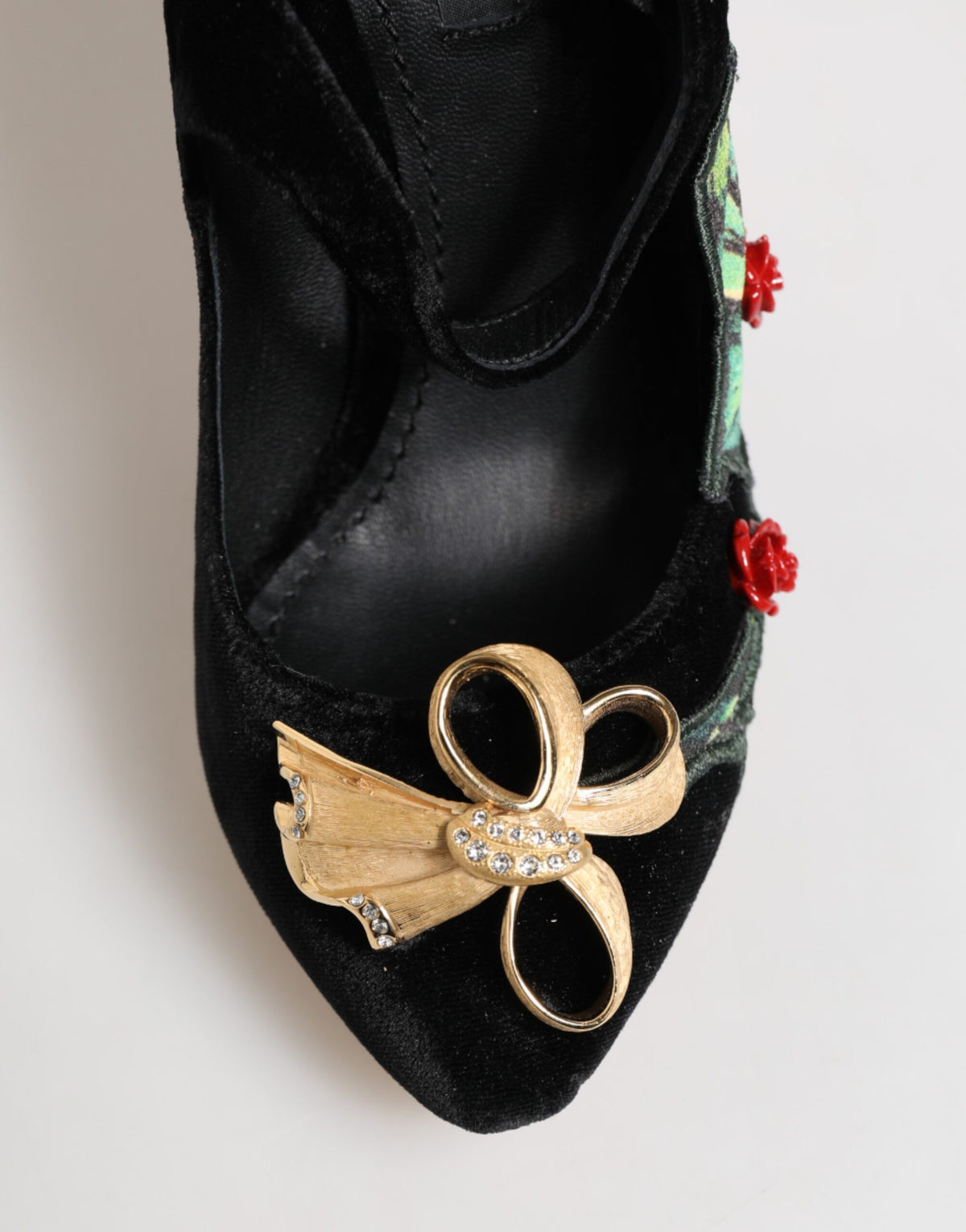 Dolce &amp; Gabbana – Mary-Jane-Schuhe mit schwarzer Rosen-Kristallbrosche