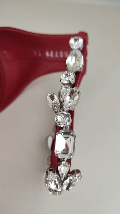 Dolce &amp; Gabbana Rote Satin Kristalle Keira Sandalen Heels Schuhe