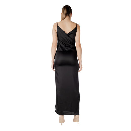 Only Schwarzes, langes Oberteil aus recyceltem Polyester