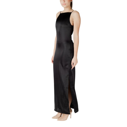 Only Schwarzes, langes Oberteil aus recyceltem Polyester