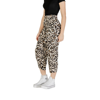 ICHI – Kurze Hose aus Viskose in Beige